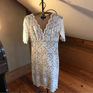 Karen Kane White Nude Lace 3/4 Length Dress, EUC, M
